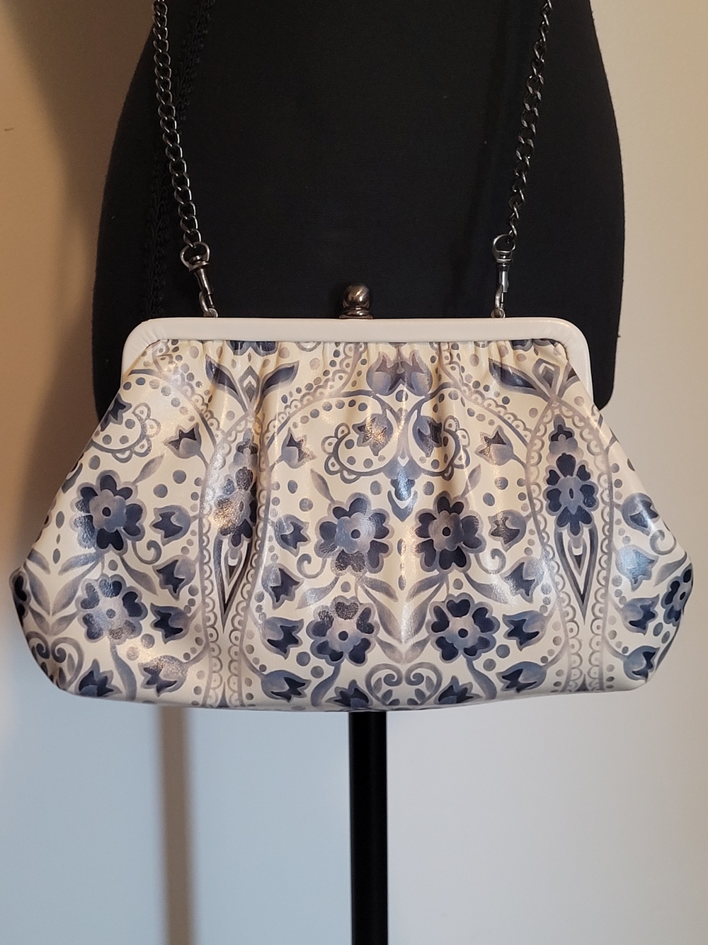 Patricia Nash Leather Italian Folklore White Frame Crossbody Bag Chain Strap